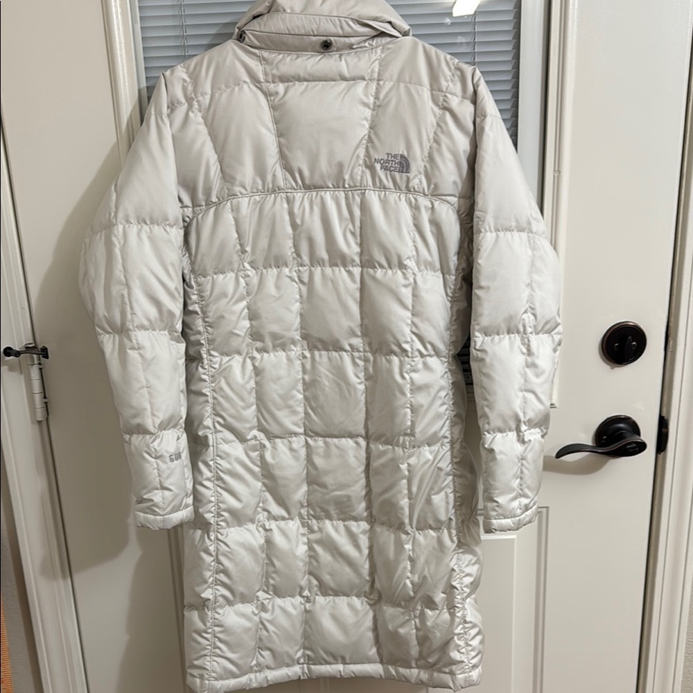 Women’s The North Face White Long Puffer Jacket Insulated Size XS - Picture 5 of 5